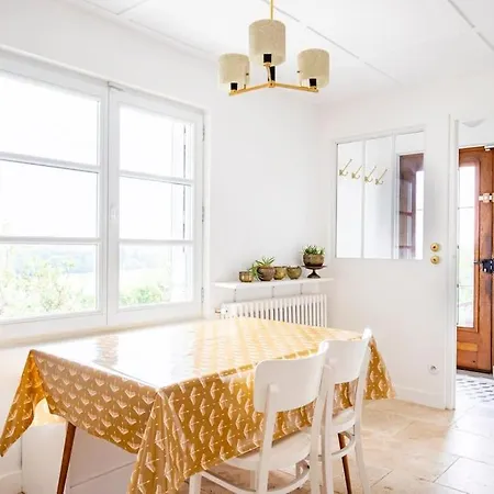*maison Lyon Confluence* Dans Jolie Copropriete