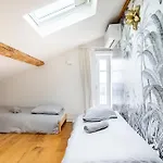 Hébergement de vacances *maison Lyon Confluence* Dans Jolie Copropriete *