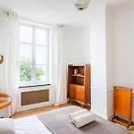 Hébergement de vacances *maison Lyon Confluence* Dans Jolie Copropriete