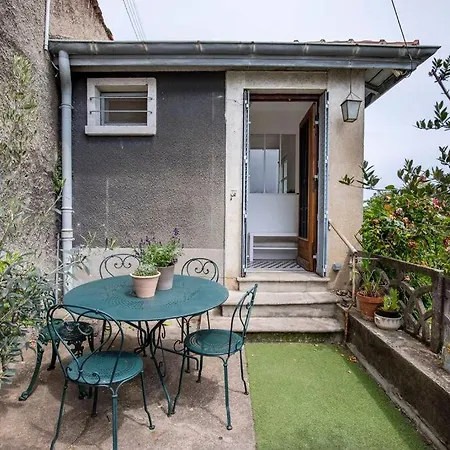 *maison Lyon Confluence* Dans Jolie Copropriete *