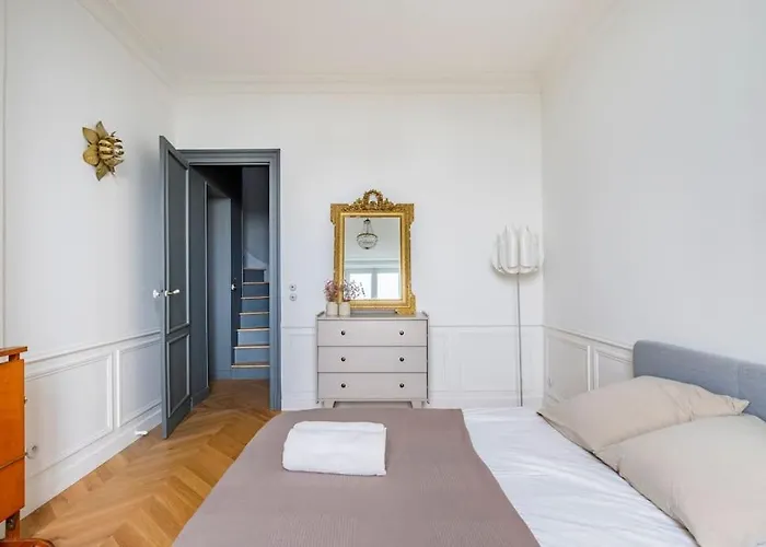 *maison Lyon Confluence* Dans Jolie Copropriete Casa de Férias La Mulatiere