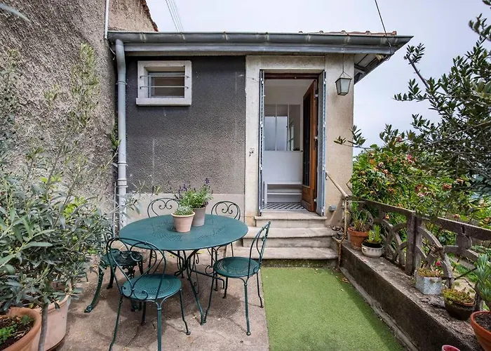 *maison Lyon Confluence* Dans Jolie Copropriete *